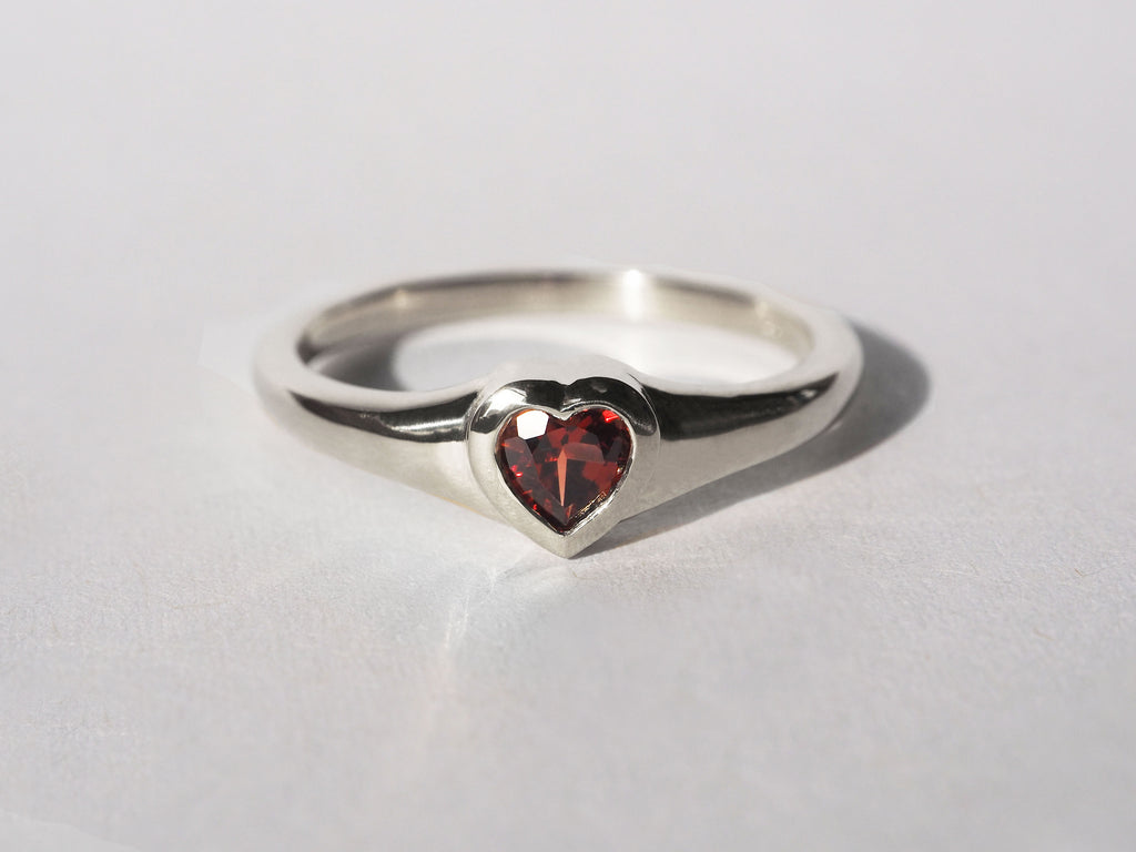 Heart Of Gold Signet White Gold