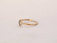 Petite Cosmos Green Sapphire